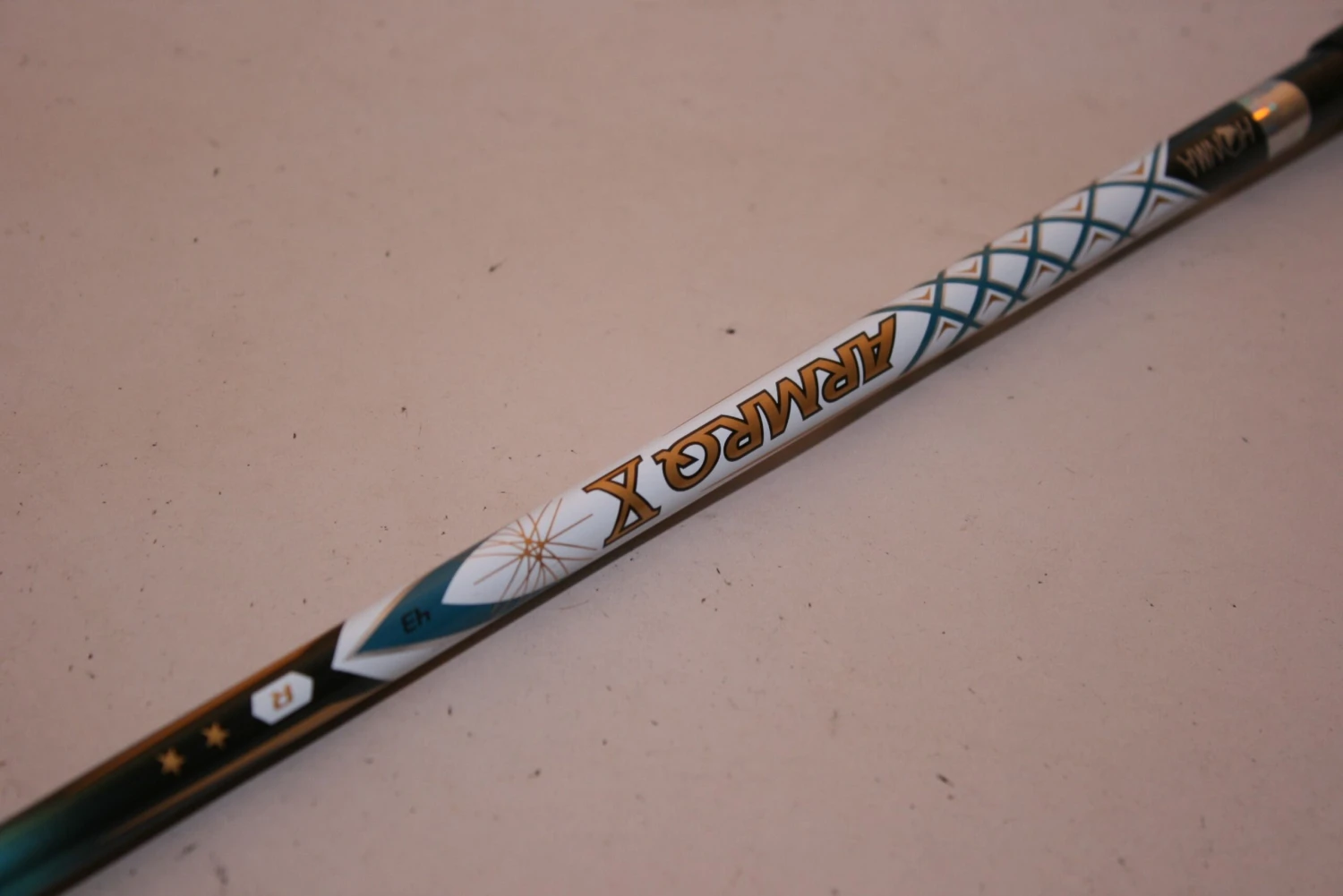 Honma Beres IE-06 2 Sterne (Regular, Graphit, 37,5 Inch) Eisen 7 6 Honma Beres IE-06 2 Sterne (Regular, Graphit, 37,5 Inch) Eisen 7 – Bild 4